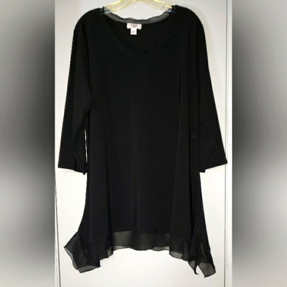 Size 18/20 Cato black shirt, stretchy material.